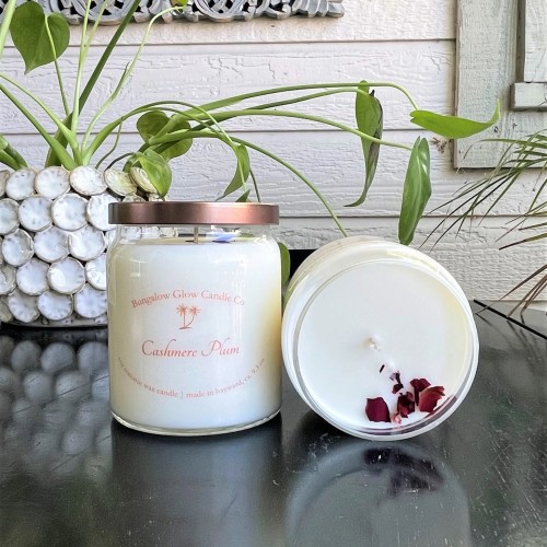 BUNGALOW GLOW CANDLE CO