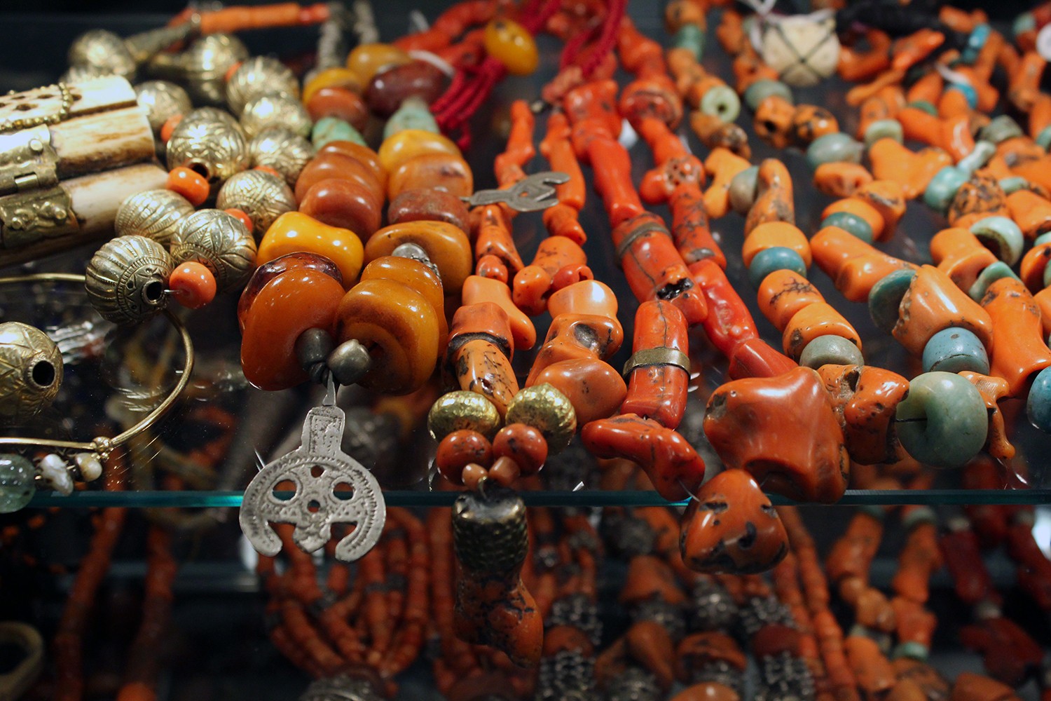 Artisan work at a Garan-Beadagio show